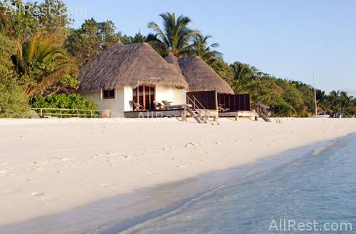 Veligandu Island Resort 3